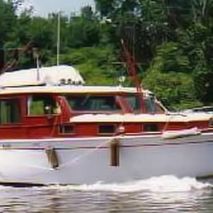 Motoring on the Erie Canal