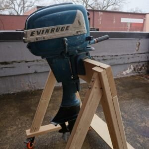 CABBS Gear for Sale: 7.5 Horsepower Evinrude Outboard